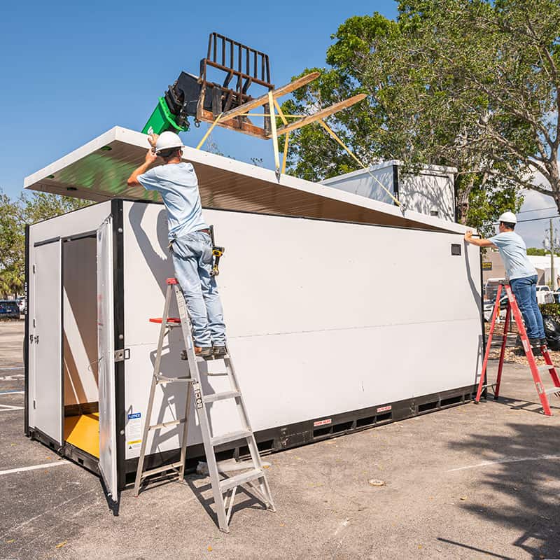Storage bin construction with worker